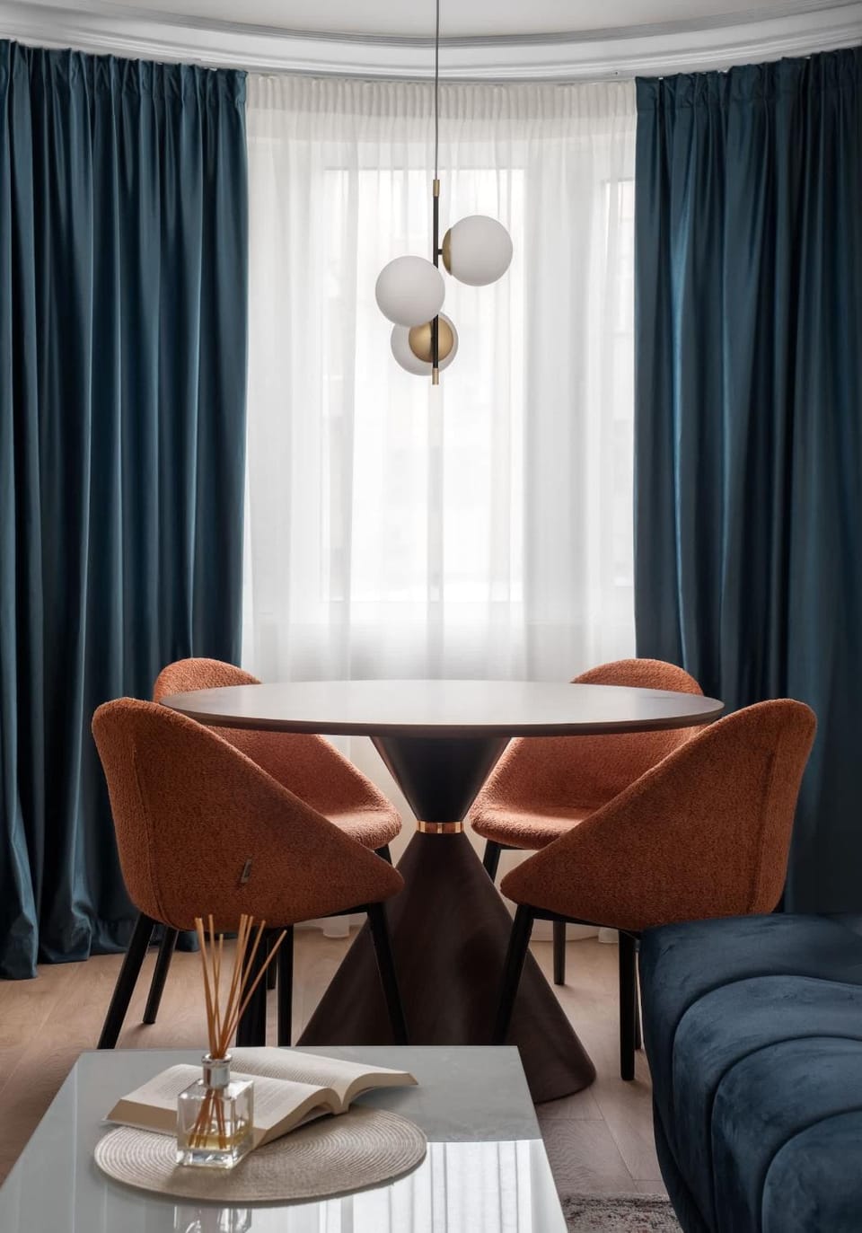 Living room, Seating area, Dining area
