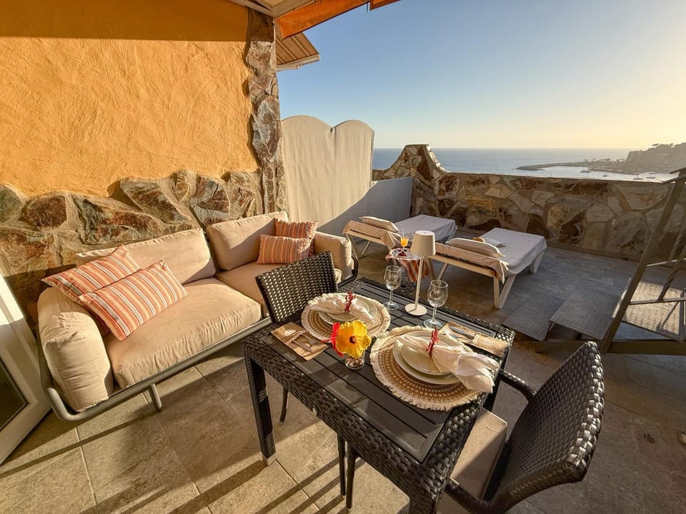 Sunset terrace & Sea Views Studio in Patalavaca Apartment in Patalavaca