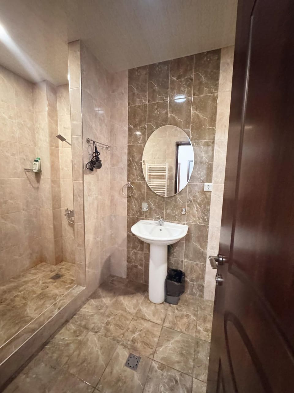 Luxury Stay with Pool in City Center Apartment in Yerevan
