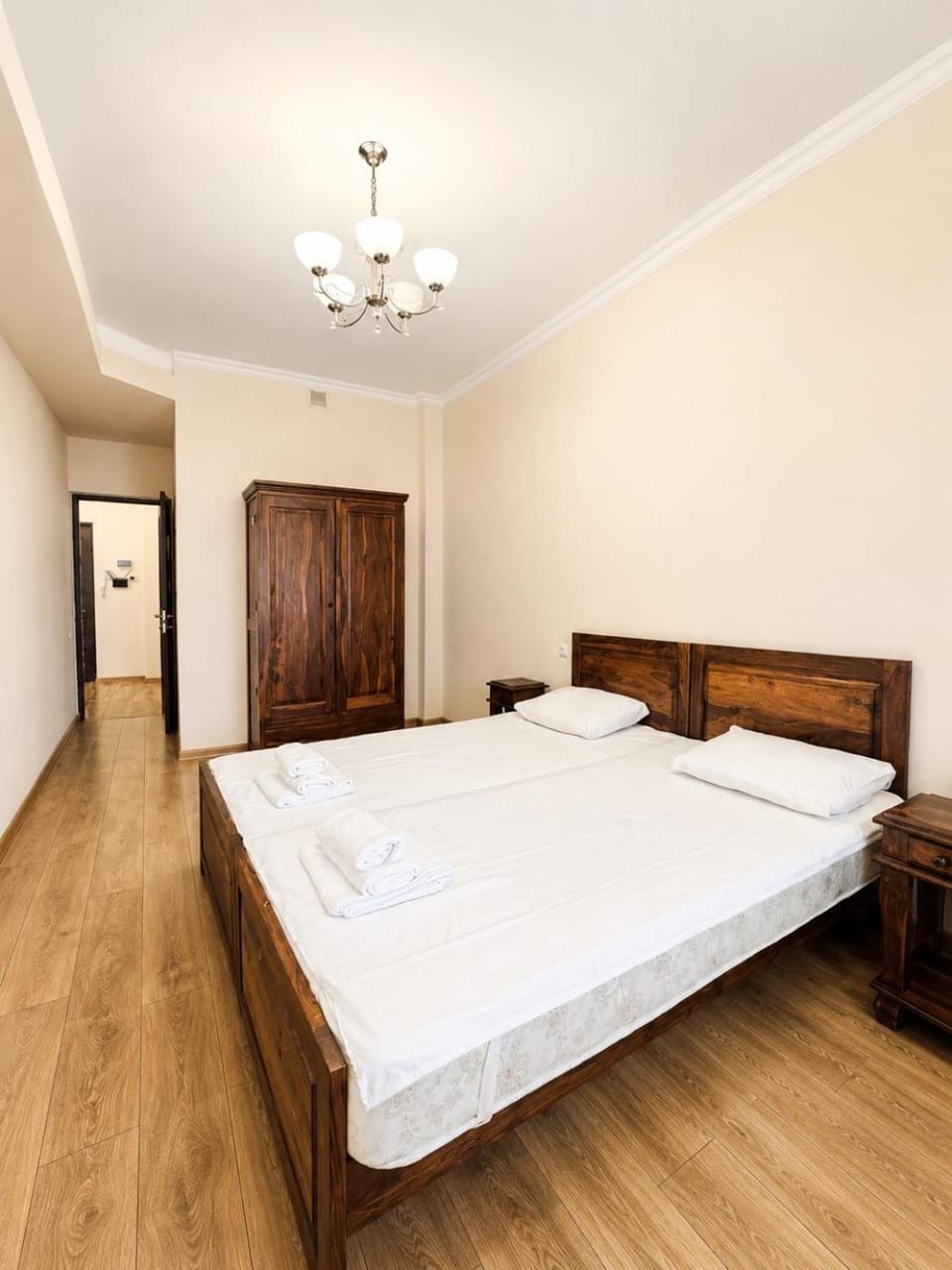 Luxury Stay with Pool in City Center Apartment in Yerevan