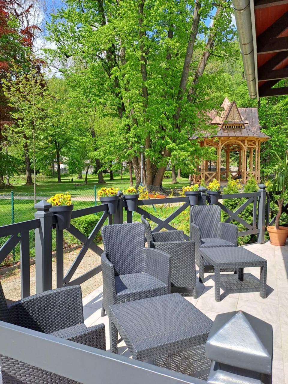 Property building, Balcony/Terrace