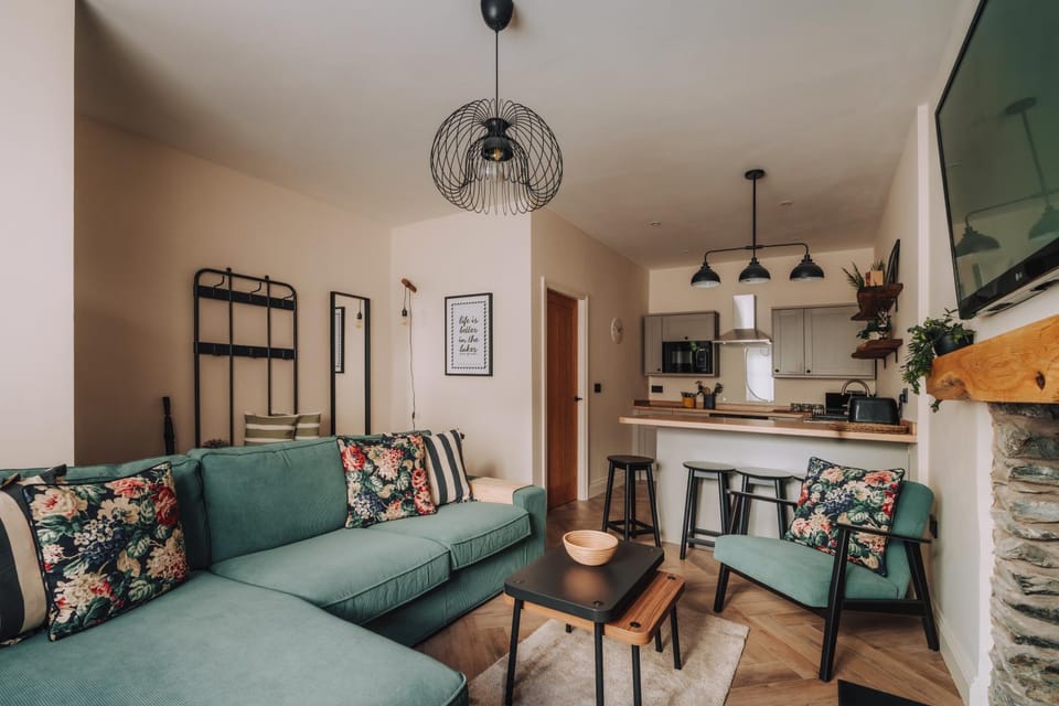 Living room, Dining area, kitchen