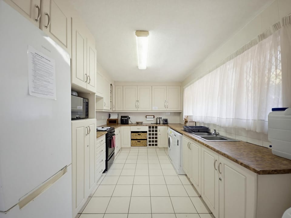 103 Kenwyn On Sea Apartment hotel in Dolphin Coast