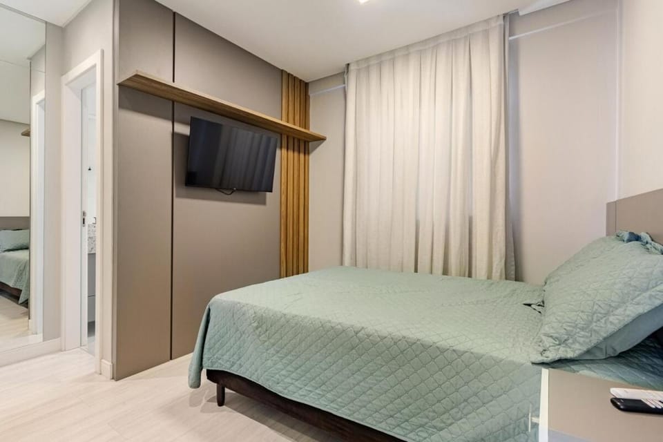 Bed, Bathroom, TV and multimedia, air conditioner