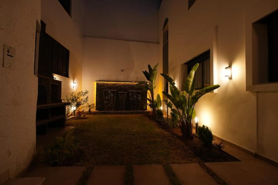 Luxuriöse neue Wohnung mit Veranda im Zentrum Apartment in Fez-Meknès
