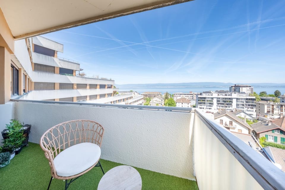 Day, View (from property/room), Balcony/Terrace, City view