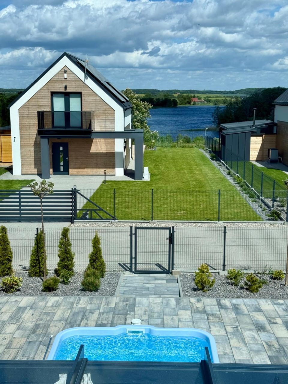 Enklawa Dudki, dom z basenem na Mazurach House in Lithuania