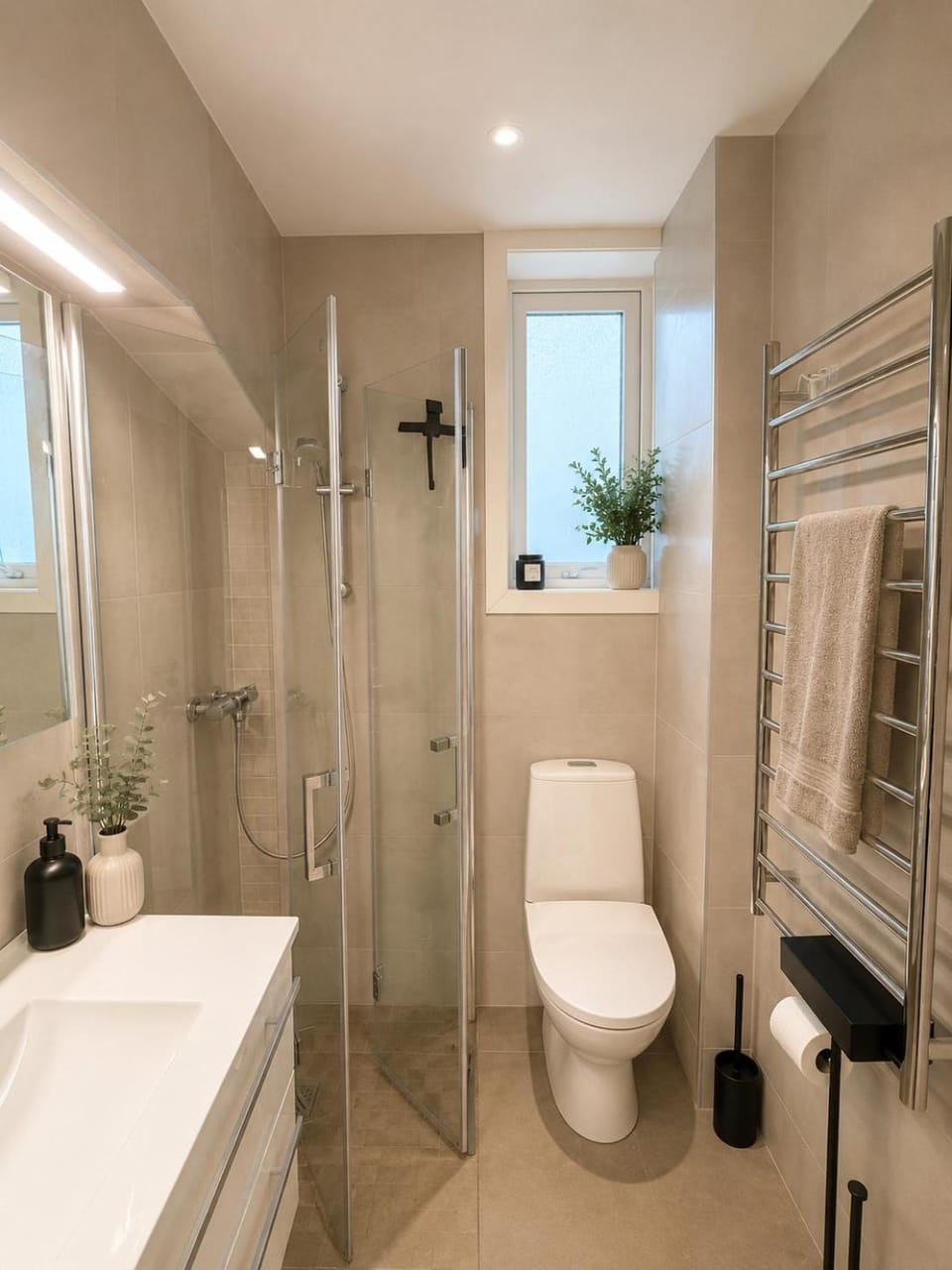 Shower, Toilet, Bathroom