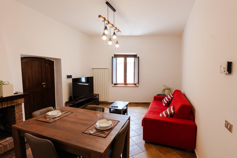 Living room, Dining area