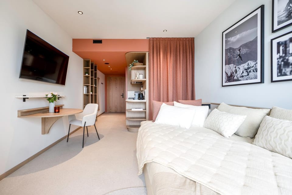 Tilia CoLiving by Homenhancement - Self Check In Apartment in Lausanne