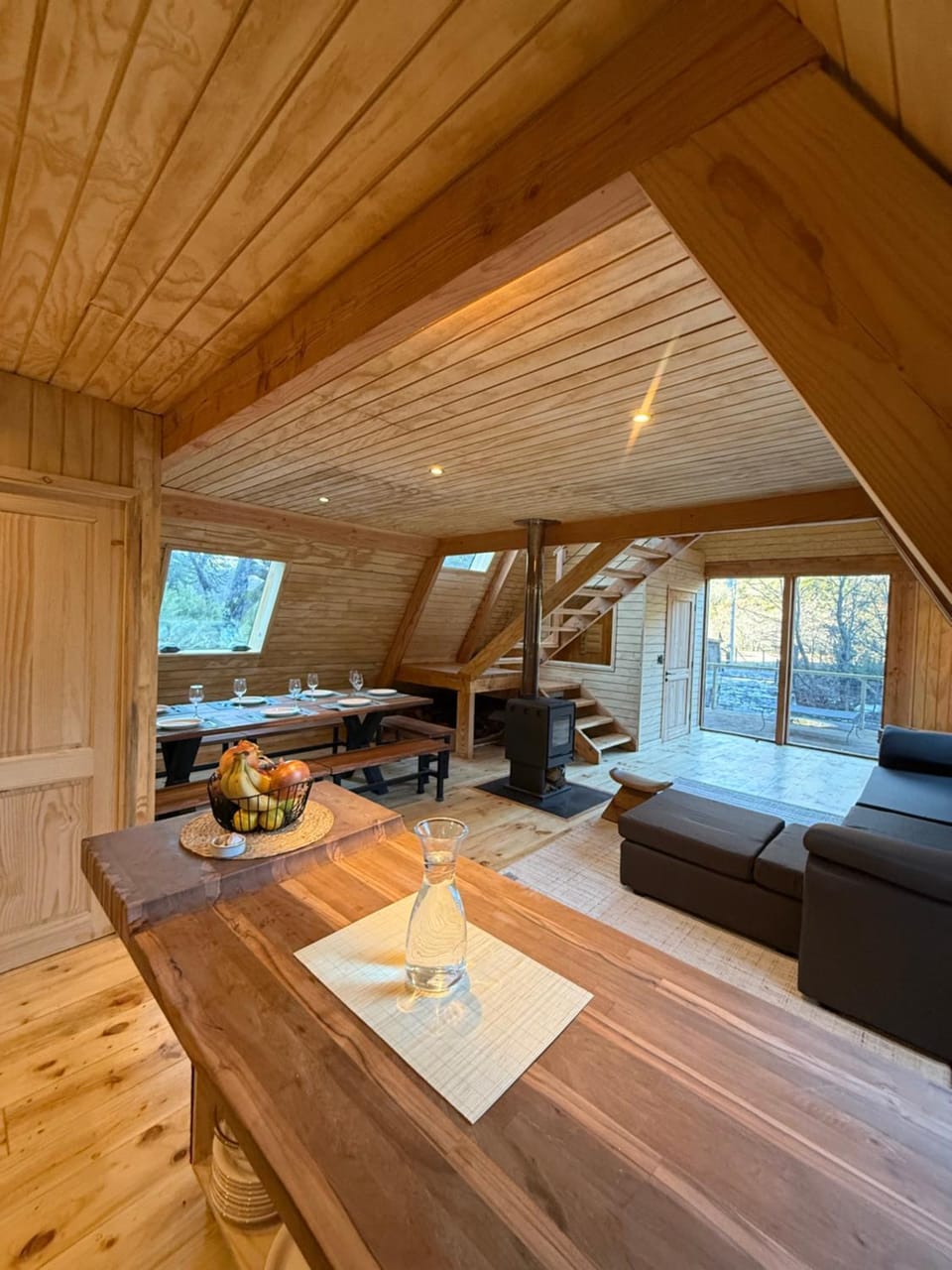 Kitchen or kitchenette, Seating area, Dining area, internet