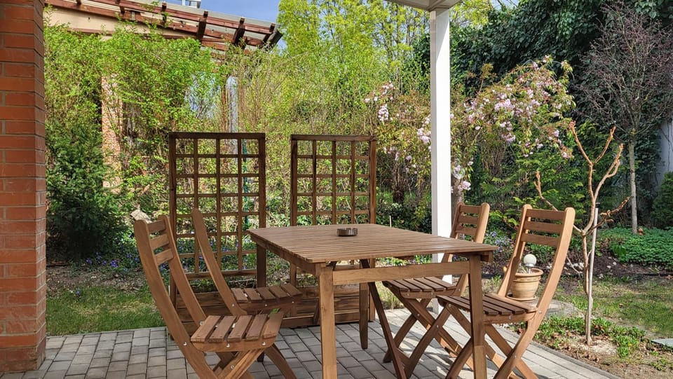 Patio, Garden