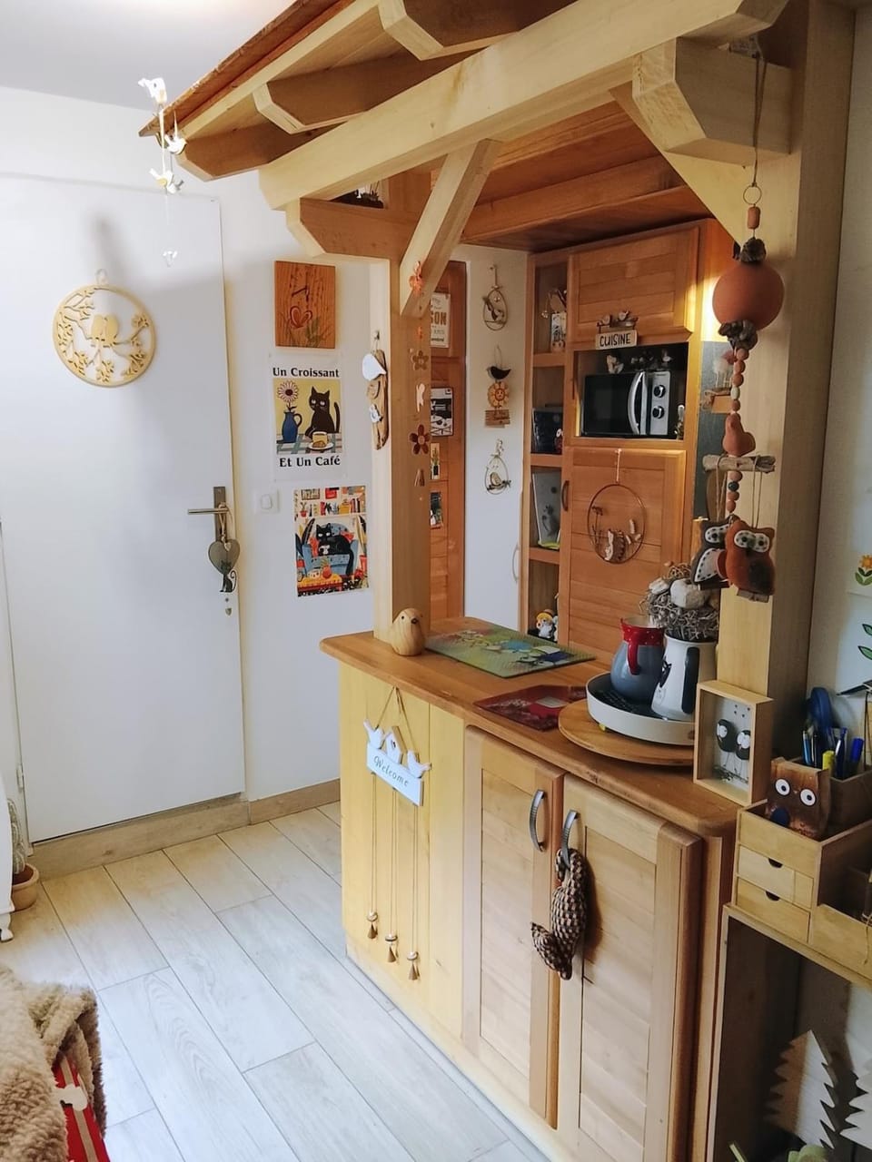 Coffee/tea facilities, oven, stove, washing machine, kitchen