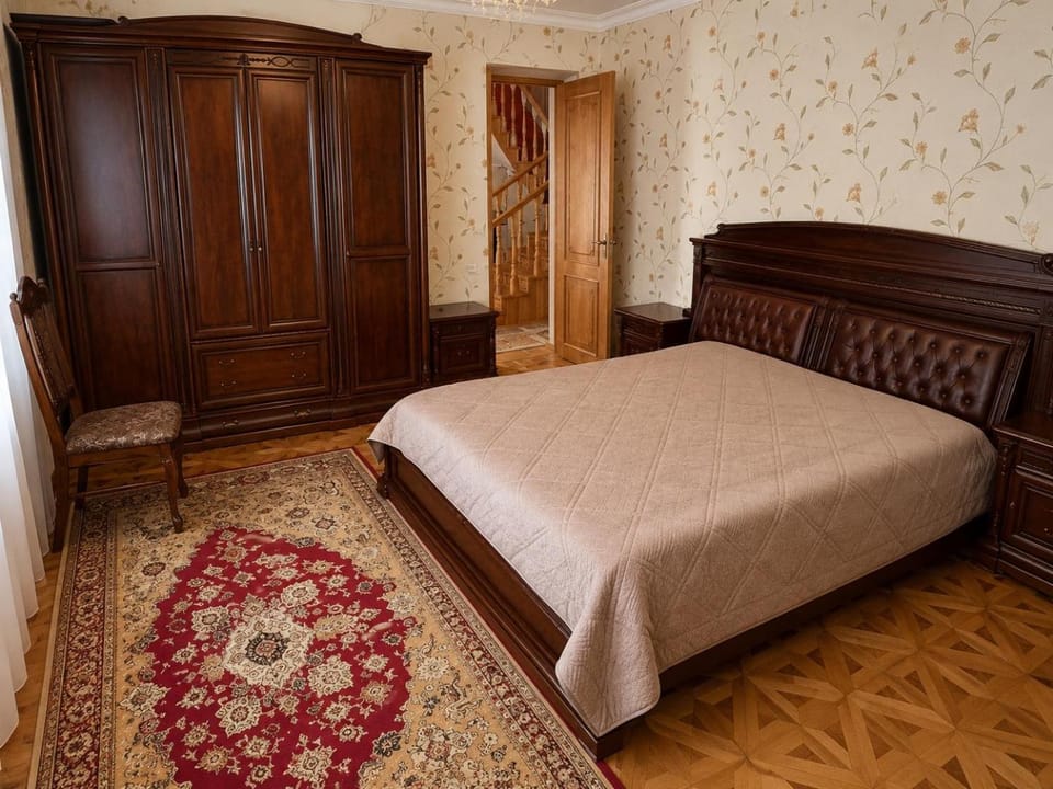 Bed, Photo of the whole room, Bedroom, wardrobe