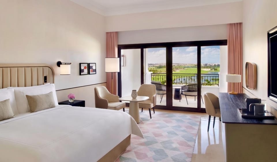 Bed, Balcony/Terrace, Photo of the whole room, Bedroom