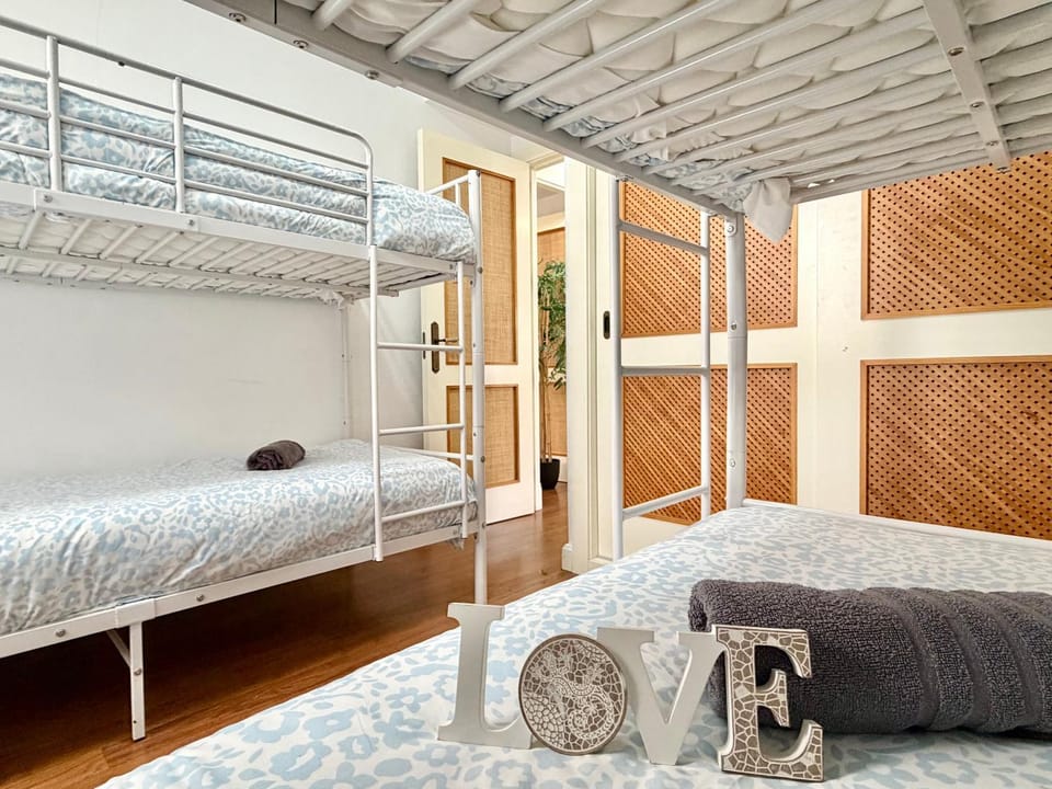 Peaceful Apartment by TuriVida Apartment in Malaga