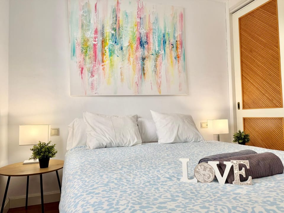 Peaceful Apartment by TuriVida Apartment in Malaga