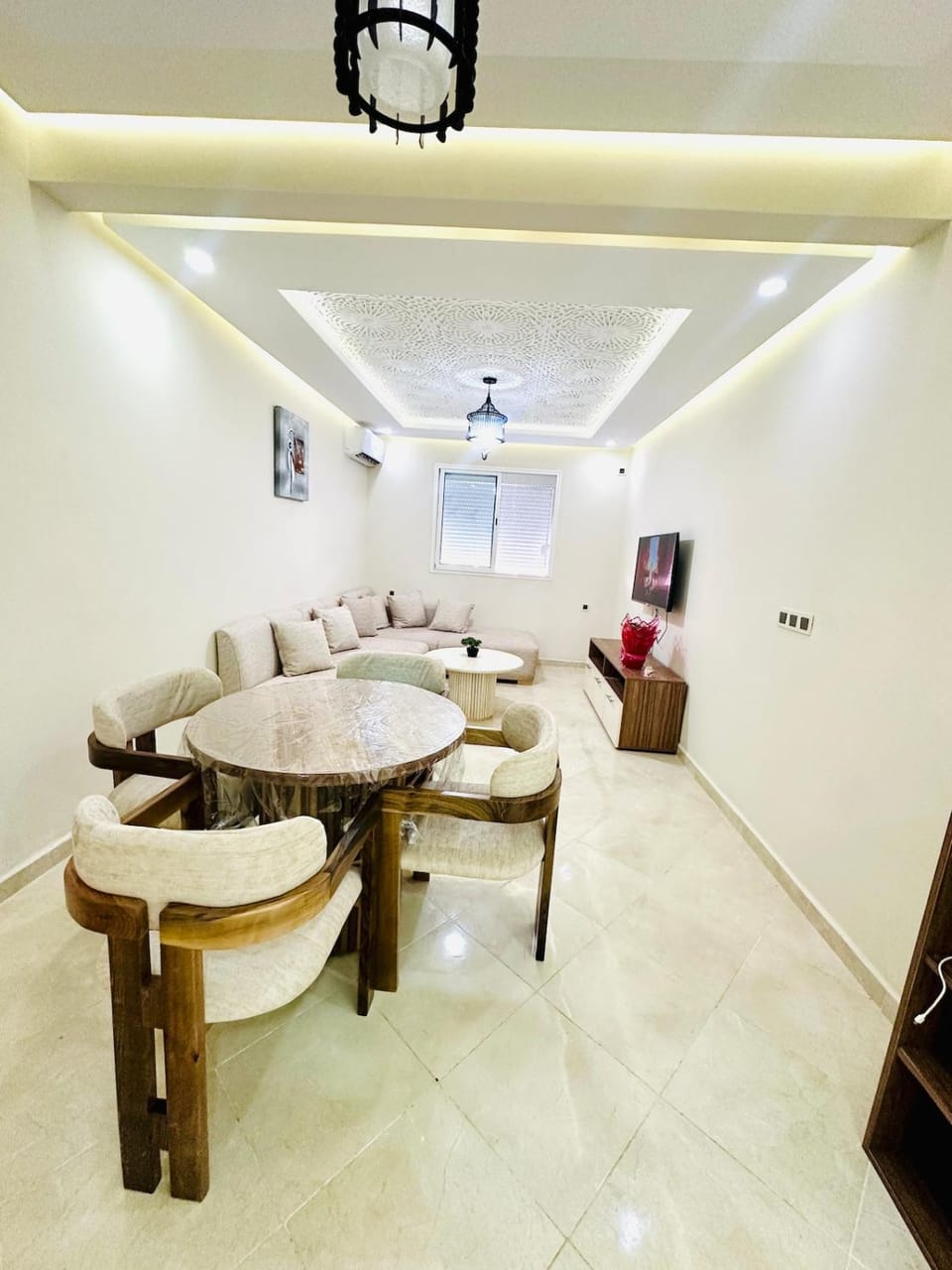 modern apartment 5 minutes from gueliz Apartment in Marrakesh