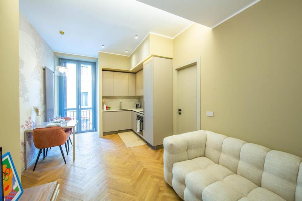 Kitchen or kitchenette, Living room, Dining area