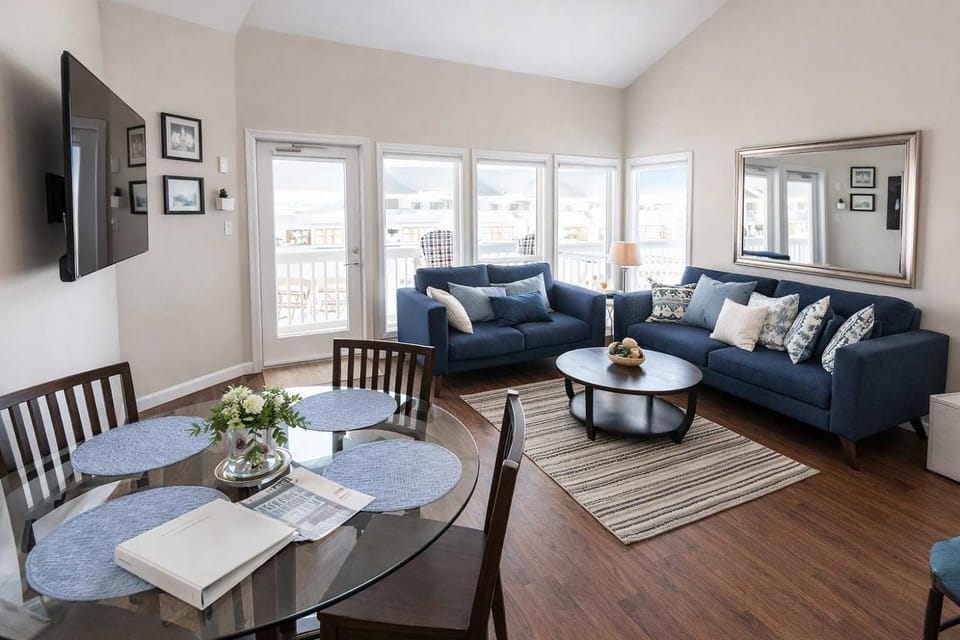 Family Condo - Pool Jacuzzi & BBQ - Walk to Beach Apartment in South Padre Island