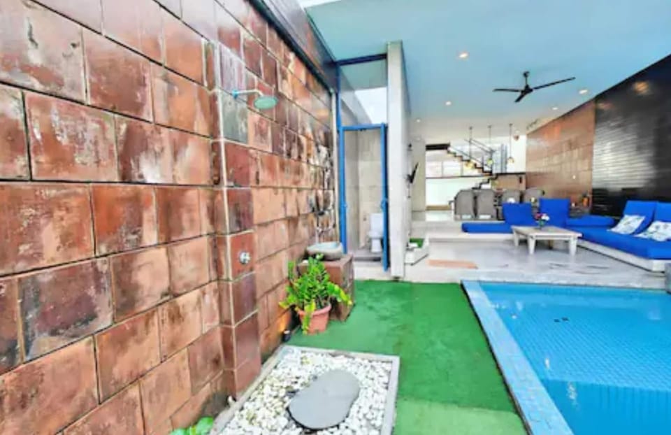 Large 3BR Jimbaran Villa with Pool & Wi-Fi House in Kuta Selatan