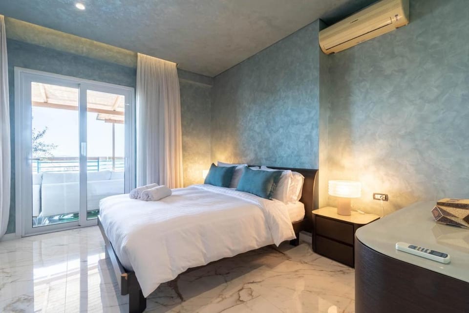 The View Luxury Penthouse Saranda Apartment in Sarandë