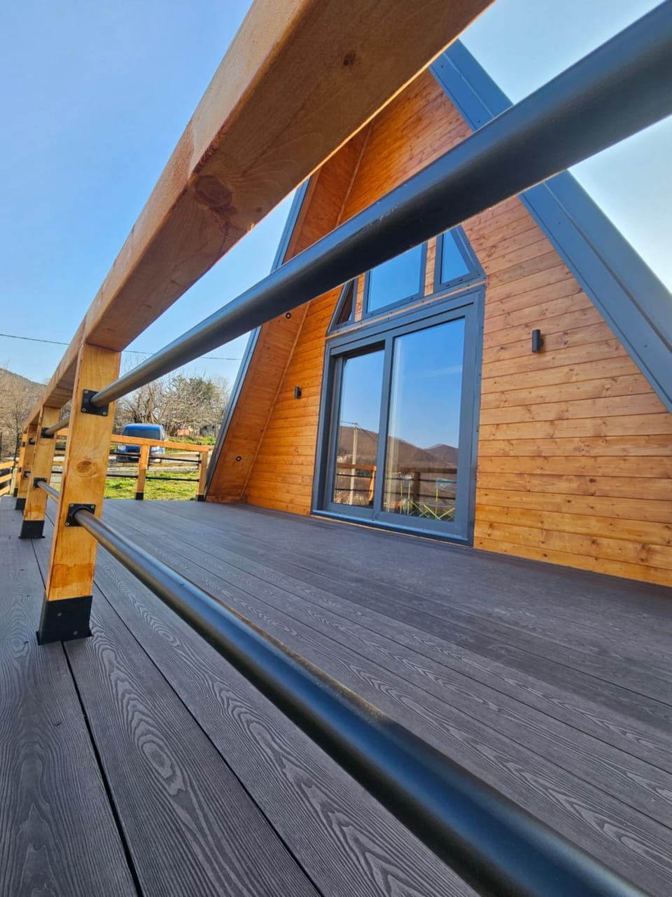 Moonrise house Rudnik Chalet in Serbia
