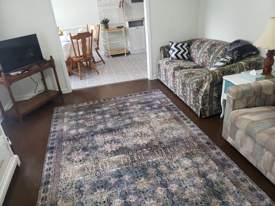 Pete's Place - quiet beautiful 3 bedroom in the heart of tulsa House in Tulsa
