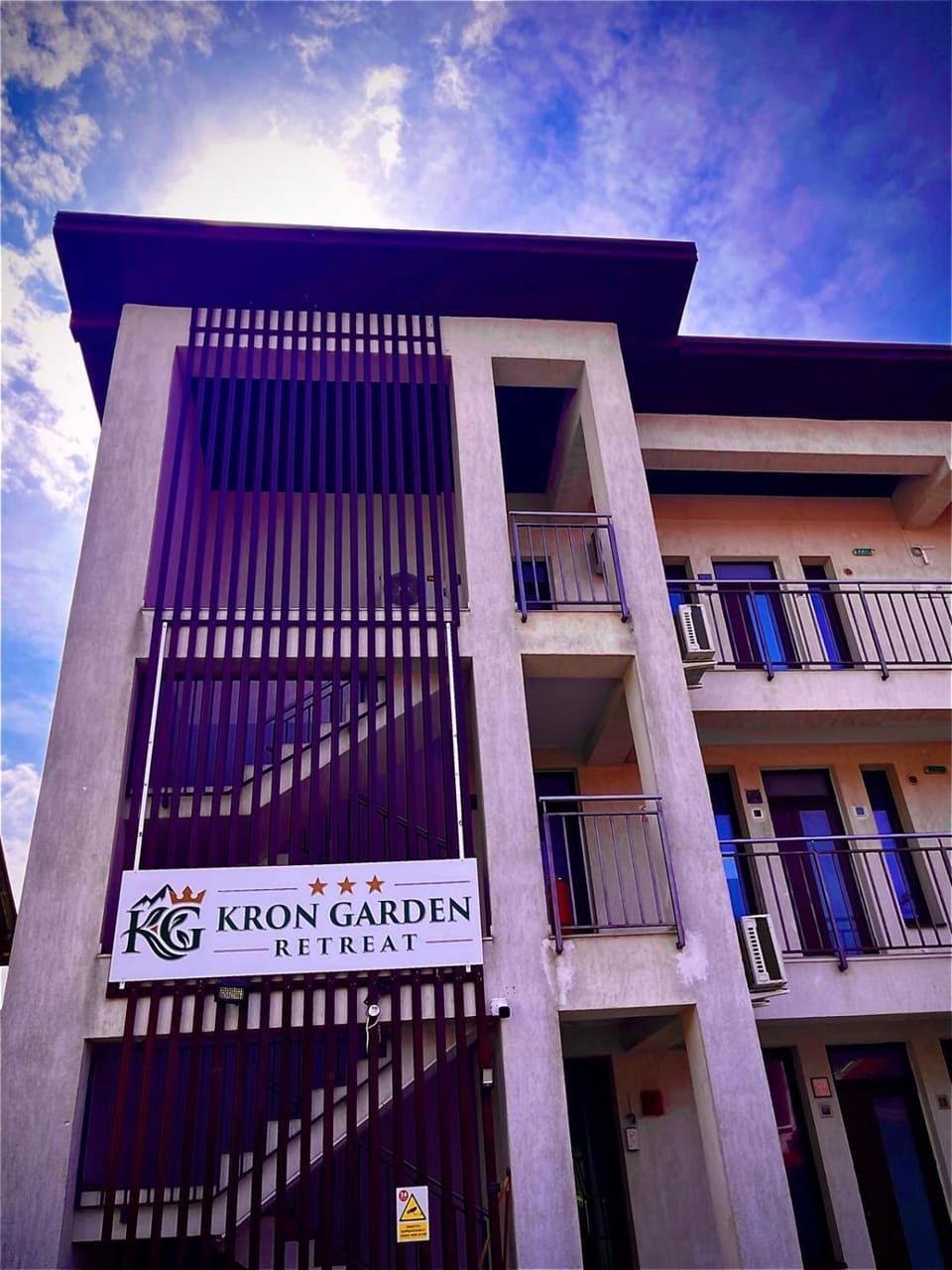 Property building, Day