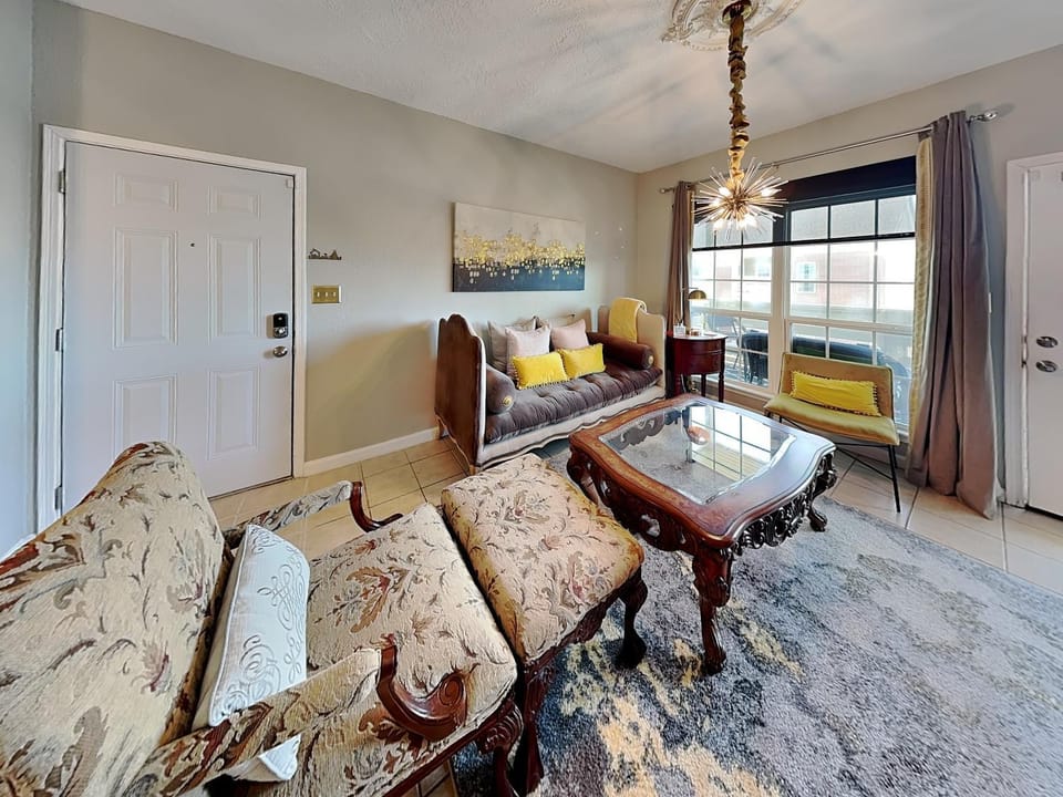 Harbor East Condominiums by Ryson Vacation Rentals Apartment in Texas City