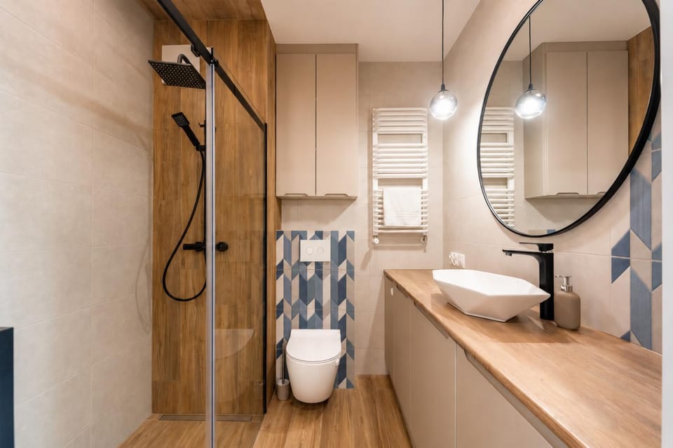 Shower, Toilet, Bathroom, towels