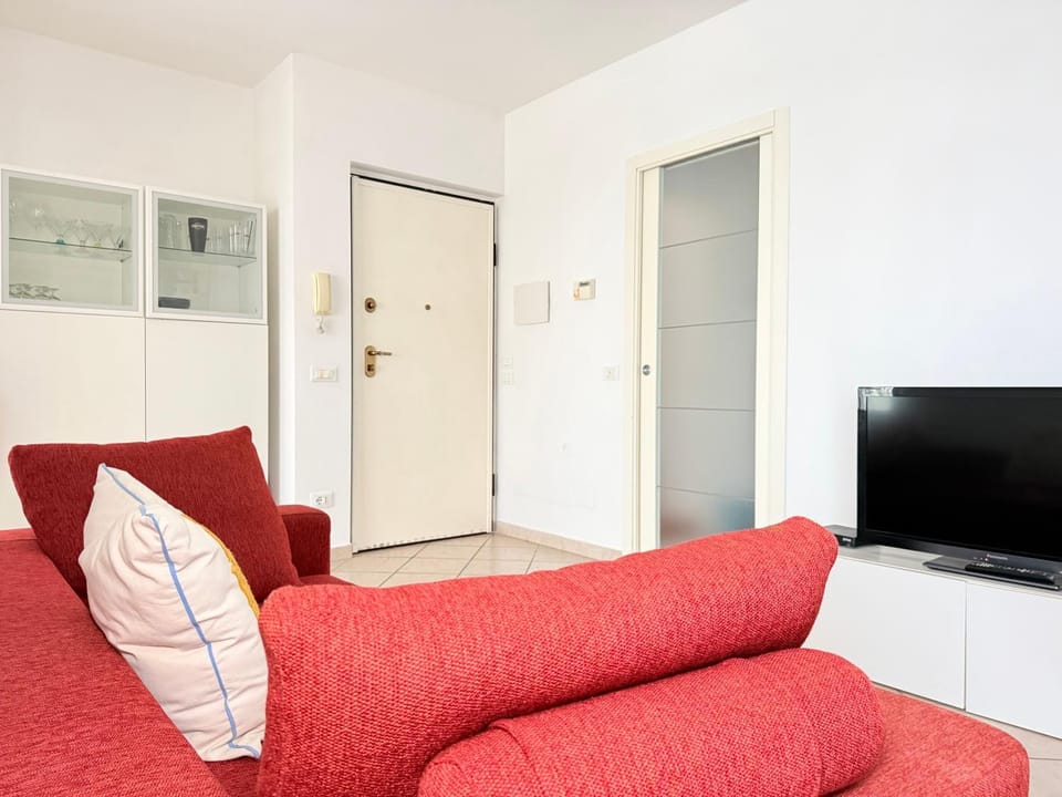 S362 - Sirolo, meraviglioso quadrilocale con giardino Apartment in Marche