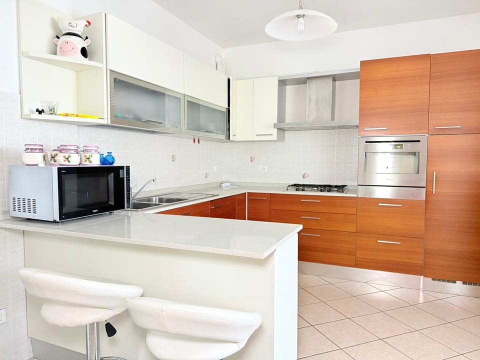 S362 - Sirolo, meraviglioso quadrilocale con giardino Apartment in Marche