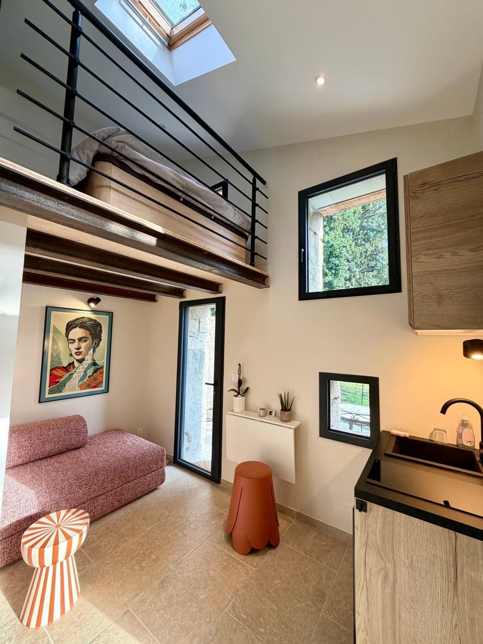 Kitchen or kitchenette, Photo of the whole room