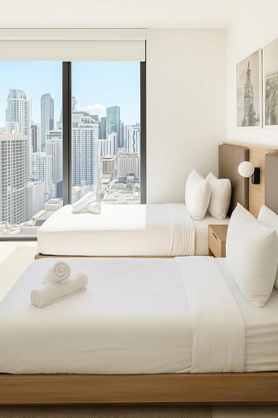 Bedroom, City view