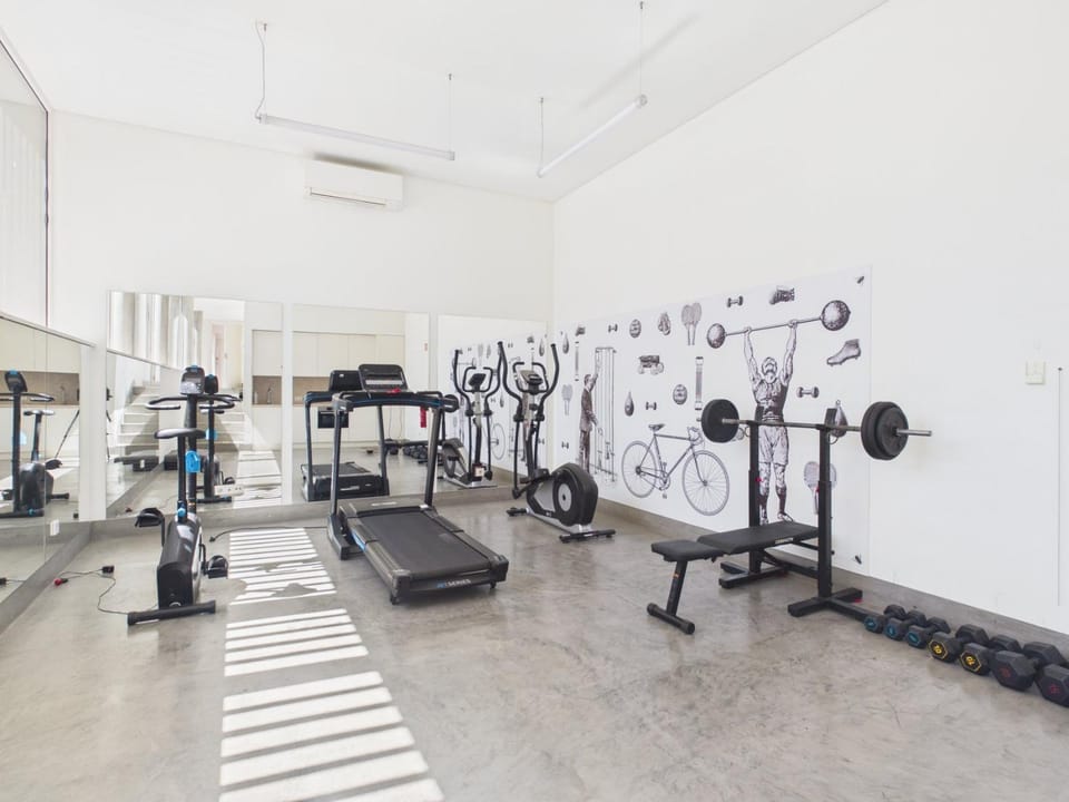 Mouraria Flat · Pool, Gym, Parking, Elevator & A/C | By Airnest Apartment in Lisbon