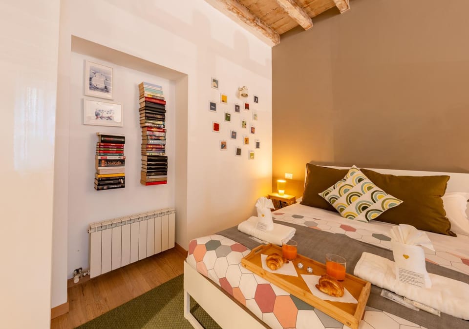 3 STOPS TO DUOMO - Delightful apartment in Porta Romana Apartment in Milan
