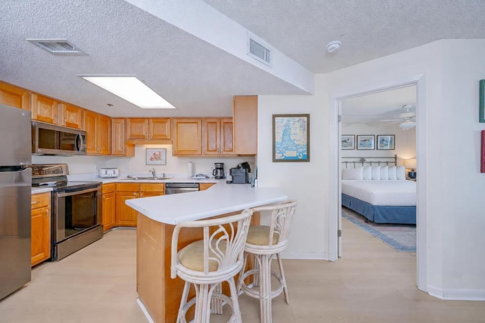 Phoenix East 2 - 2033 condo Apartment in Orange Beach