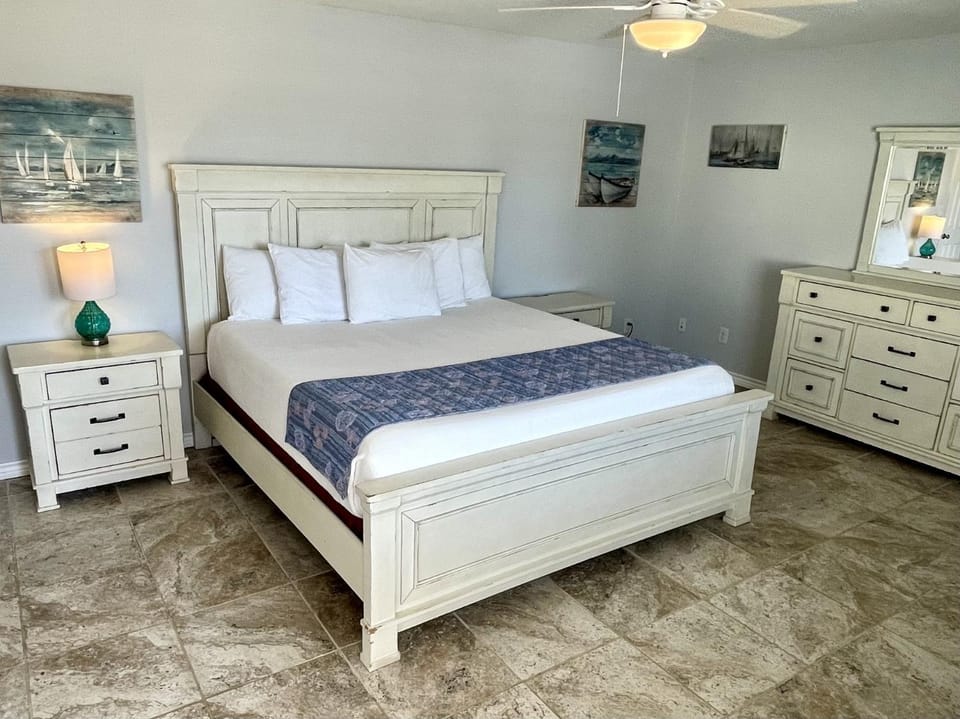 Beachgate Condo Suites and Hotel 224 and 226 condo Apartment in Port Aransas