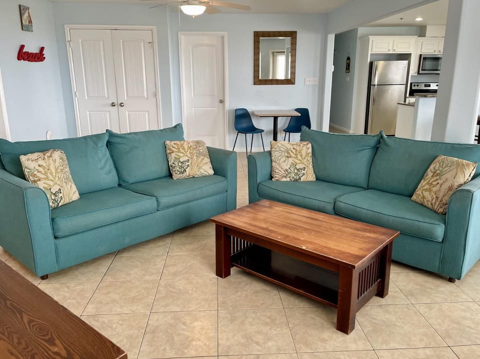 Beachgate Condo Suites and Hotel 521 and 522b condo Apartment in Port Aransas