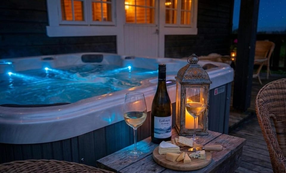 Moderne hytte, Jacuzzi, Wifi, 6 soveplasser, Bilvei helt frem House in Innlandet