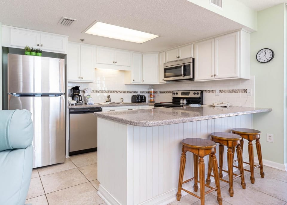 Phoenix East 2 - 2105 condo Apartment in Orange Beach