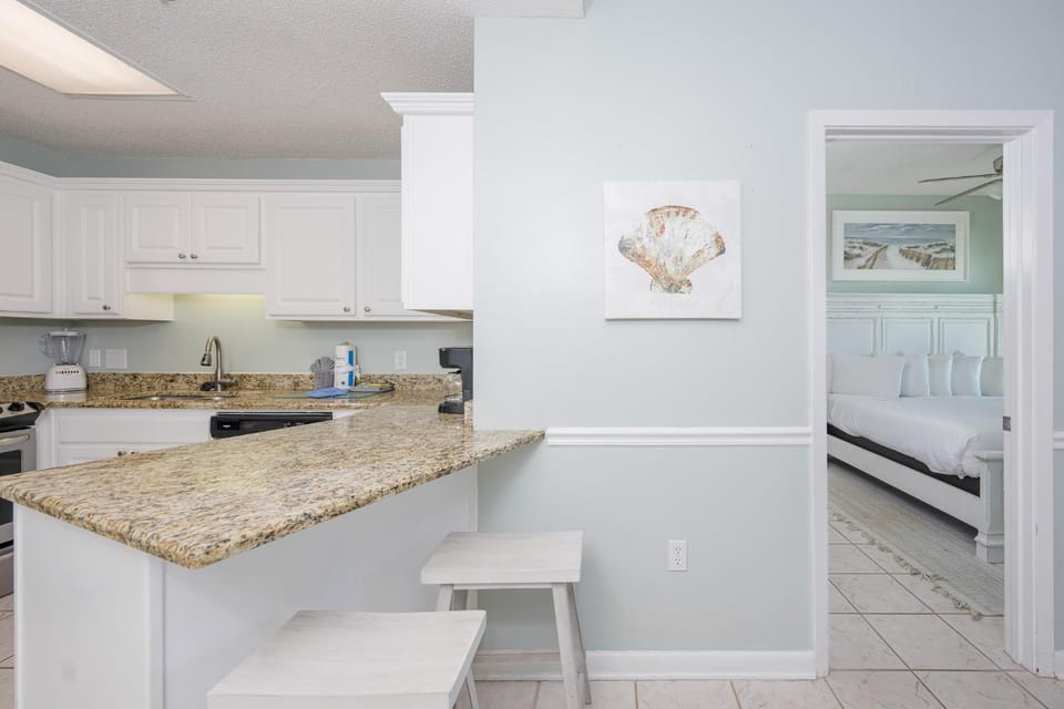 Phoenix East 2 - 2124 condo Apartment in Orange Beach