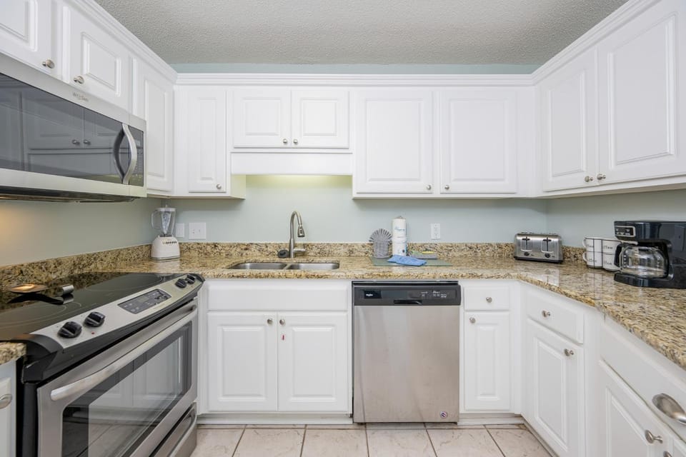 Phoenix East 2 - 2124 condo Apartment in Orange Beach