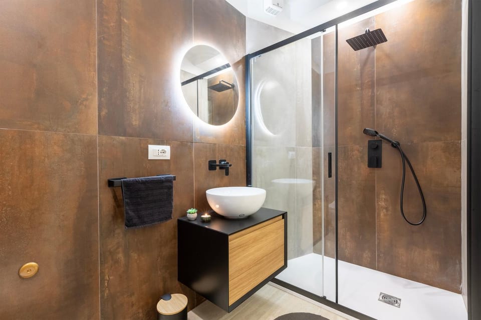 Shower, Bathroom
