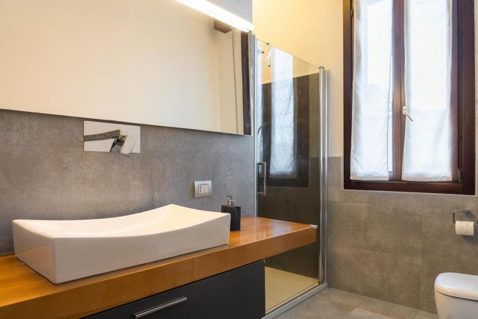 Emilia Suite Space Apartment in Modena