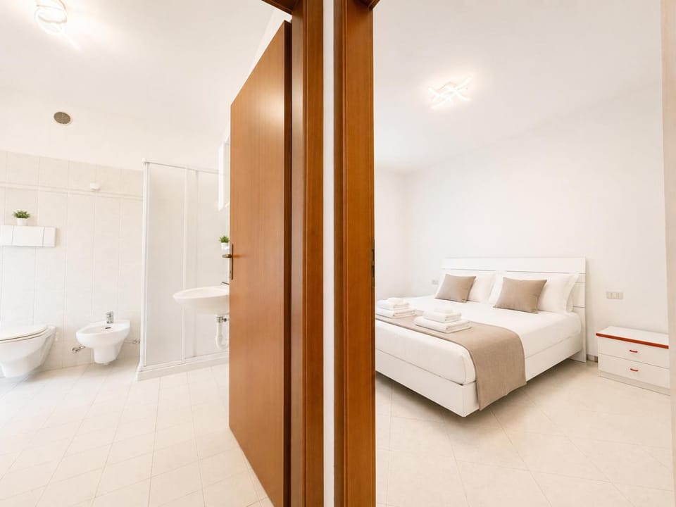 Bathroom, Bedroom