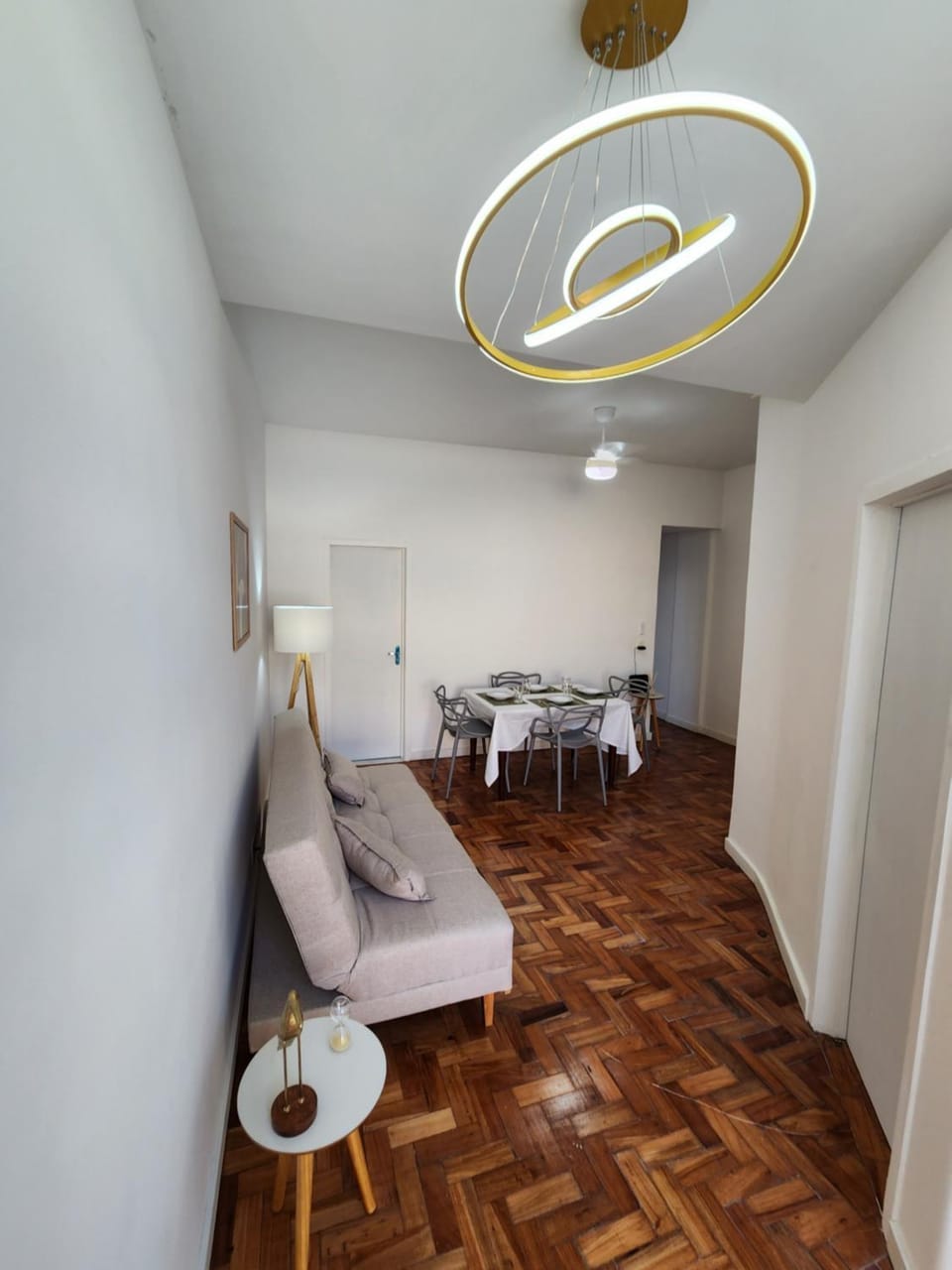 Apartamento - 50 metros da Praia de Copacabana Apartment in Rio de Janeiro