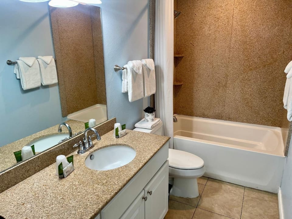 Beachgate Condo Suites and Hotel 536 - 537a - 537b condo Apartment in Port Aransas