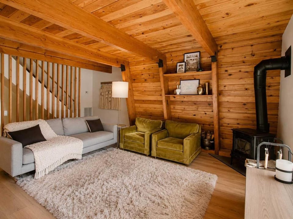 Modern & Cozy Family-Friendly Cabin Cabin in Lake Arrowhead